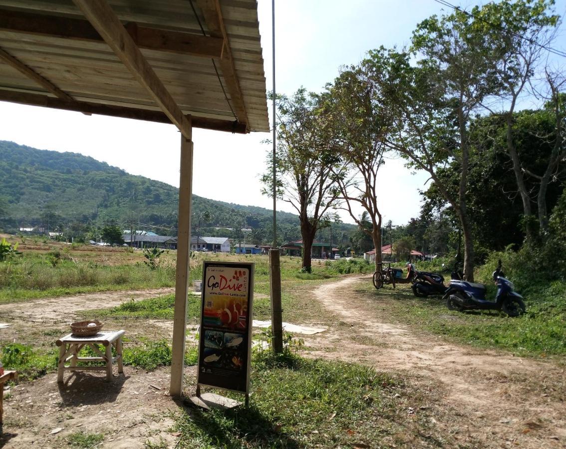 Pitt Bungalow Koh Lanta Exterior photo